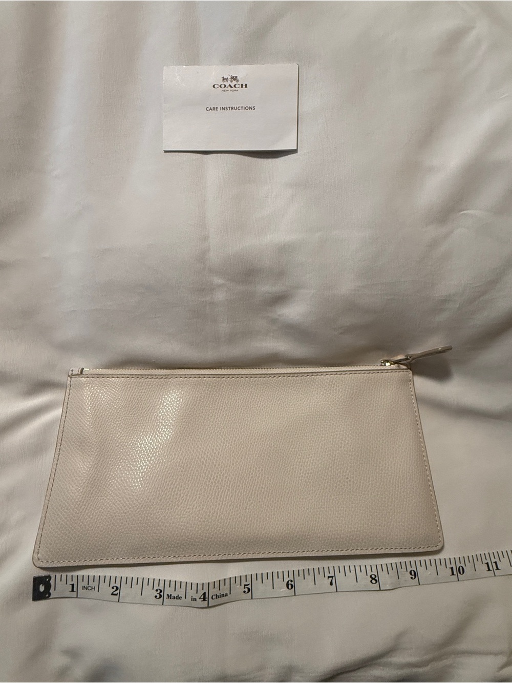 Coach Ivory Saffiano Leather Zip Clutch Pouch Wristlet Style Minimalist - Picture 6 of 7